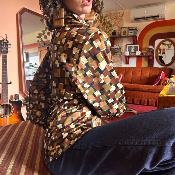 Late 1970s Geometric satin brown green square print button up from XXX manager - Picture 4 of 15